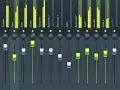 Panel miksera z nazwami ścieżek, w tym "Bass Drum" i "808 bass", z poziomami głośności i suwakami.