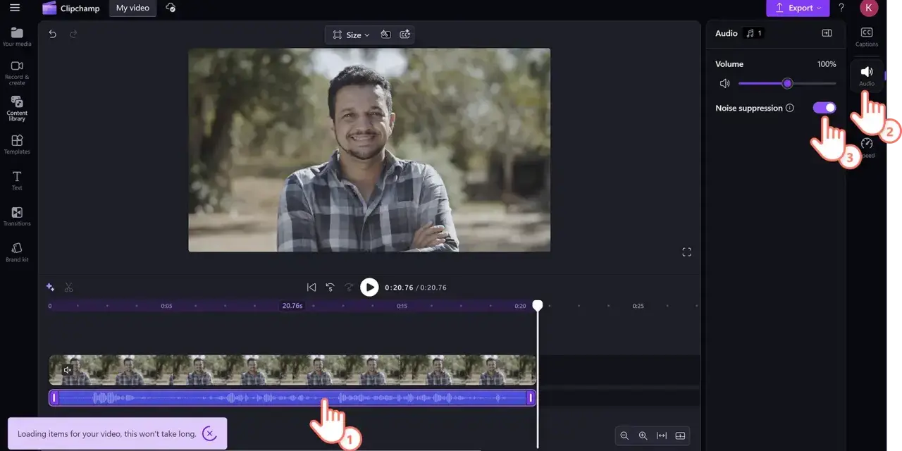 Edytor wideo Clipchamp. Panel audio z suwakiem głośności i opcją redukcji szumów (noise floor).