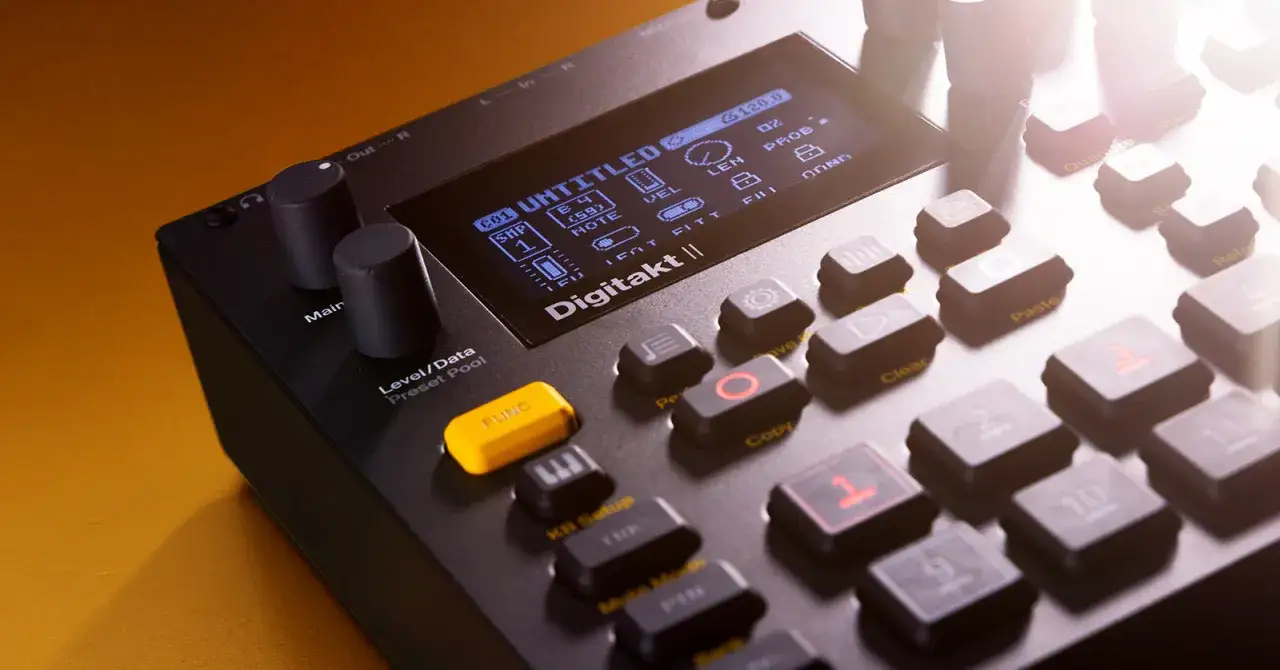 Elektron Digitakt, sampler i sekwencer, gotowy do tworzenia muzyki.